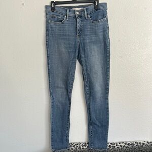 Women's Blue Jeans